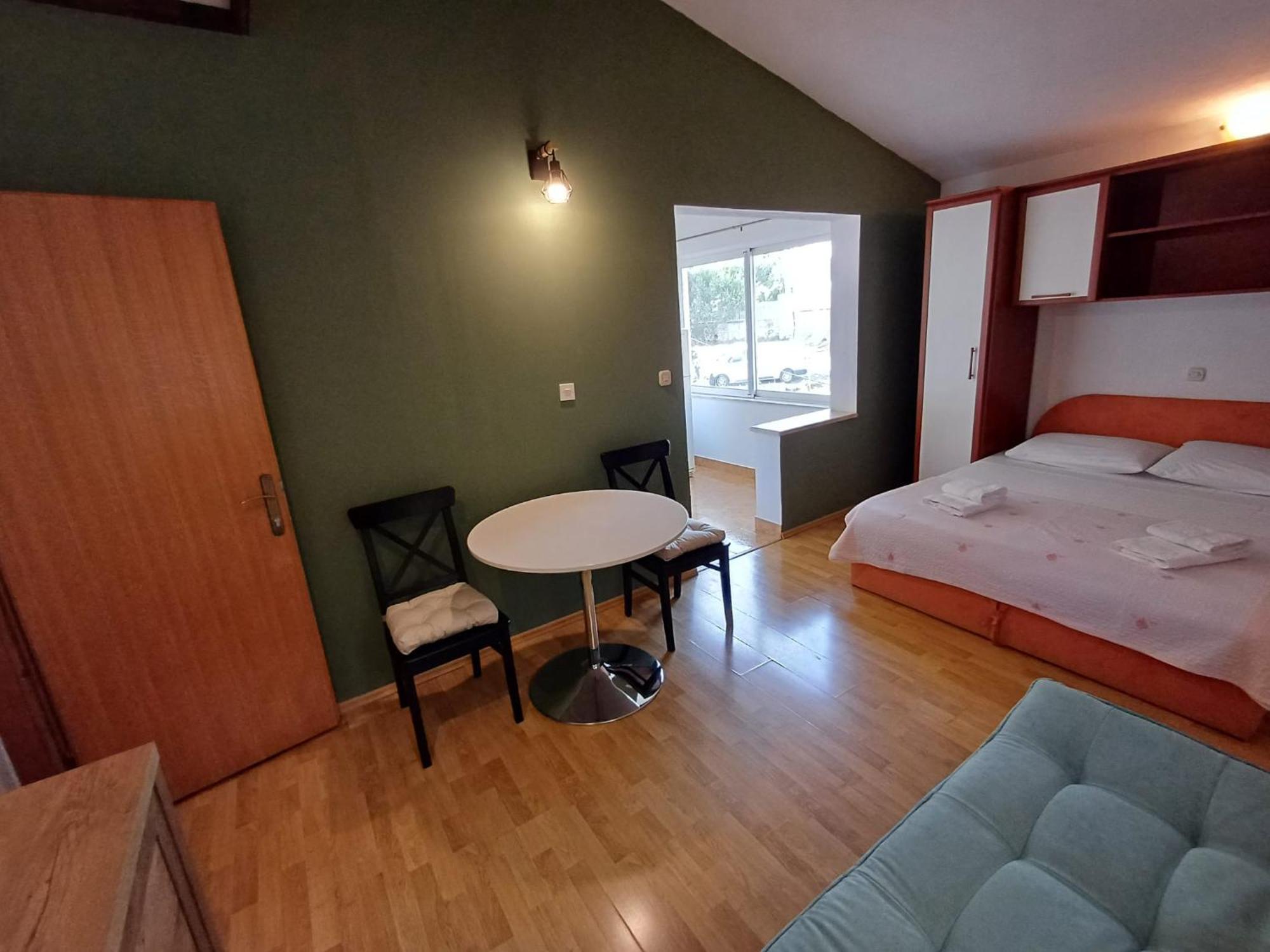 Apartmani Miki Подгора Экстерьер фото